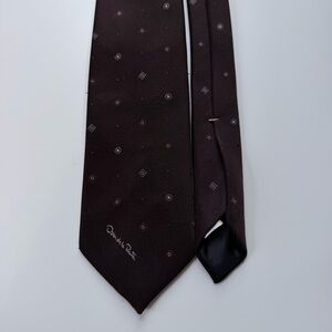 Oscar de la Renta Brown Silk Tie with Subtle Dot Motif